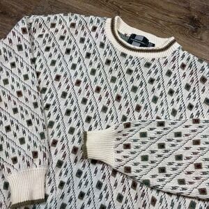 Vintage Expressions Men's L White Geometric‎ Grandpa